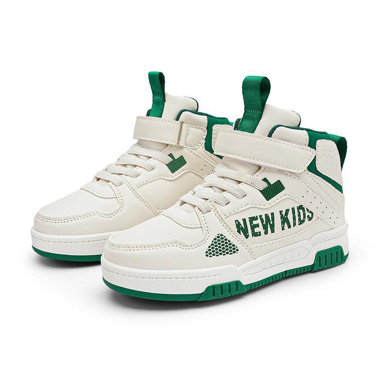 Udendørs sneakers til børn på gaden - poppivie