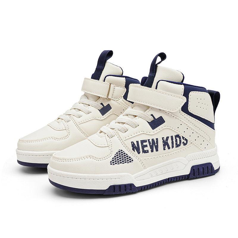 Udendørs sneakers til børn på gaden - poppivie